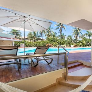 Swim Up Suite Garden View Kids & Teens